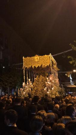 Cofradía Borriquilla Granada: VIAJE A SEVILLA ORGANIZADO POR EL GRUPO JOVEN