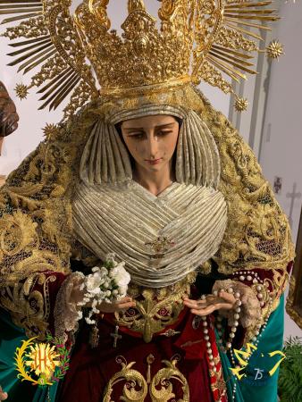 Cofradía Borriquilla Granada: Ntra. Sra. de la Paz Via-Lucis