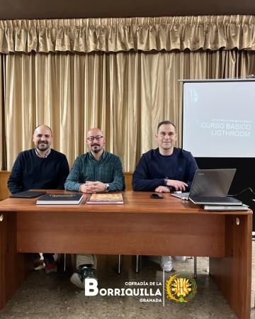 Cofradía Borriquilla Granada: ÉXITO EN EL II CURSO DE FOTOGRAFÍA COFRADE ORGANIZADO POR NUESTRA COFRADÍA Y FOCOGRANADA 