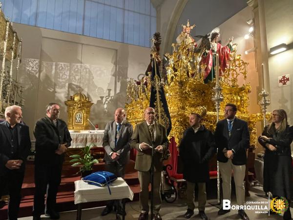 Cofradía Borriquilla Granada: LA CUENTA ATRÁS ES EMINENTE CON LA "ENTREGA DE LA LLAVE"