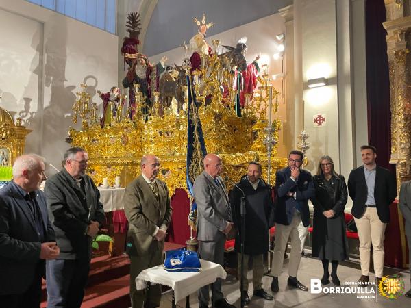 Cofradía Borriquilla Granada: LA CUENTA ATRÁS ES EMINENTE CON LA "ENTREGA DE LA LLAVE"