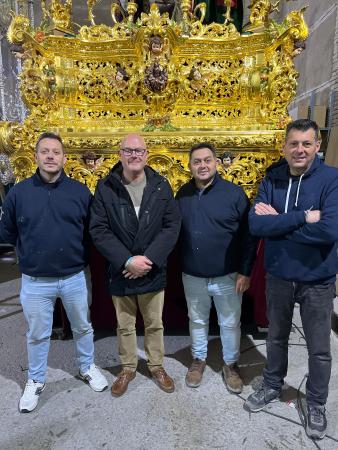 Cofradía Borriquilla Granada: NUEVOS TRABAJOS DE MANTENIMIENTO DEL DORADO DEL PASO DE MISTERIO