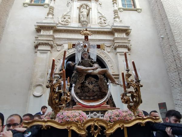 Cofradía Borriquilla Granada: TRASLADO DE LA VIRGEN DE LAS ANGUSTIAS DE SAN ANDRÉS A LA S.A.I. CATEDRAL POR KERYGMA
