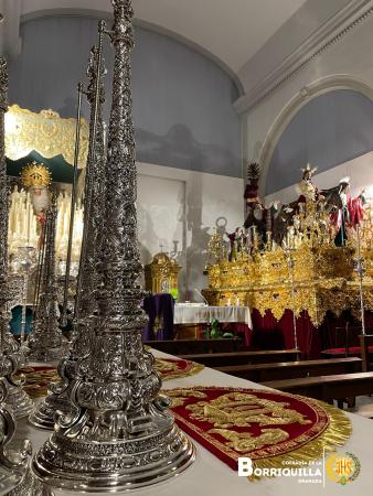 Cofradía Borriquilla Granada: PRESENTADAS Y BENDECIDAS LAS NUEVAS BOCINAS Y PAÑOS
