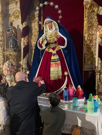 Cofradía Borriquilla Granada: La Cofradía celebra la Festividad de la Candelaria con una multitudinaria jornada protagonizada por los más pequeños