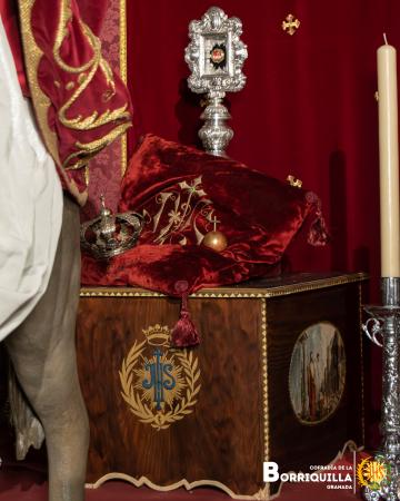 Cofradía Borriquilla Granada: ALTAR CRISTO REY DEL UNIVERSO