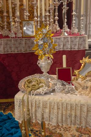 Cofradía Borriquilla Granada: FOTOS ALTAR POR LA FESTIVIDAD DE NUESTRA SEÑORA DE LA PAZ - ENERO 2026